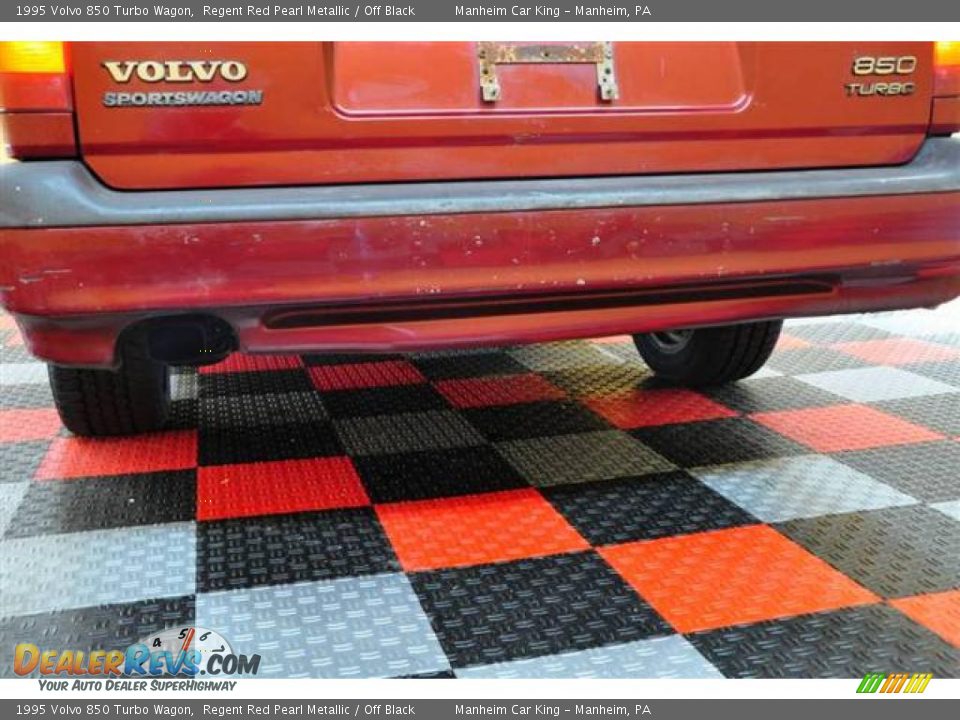 1995 Volvo 850 Turbo Wagon Regent Red Pearl Metallic / Off Black Photo #7