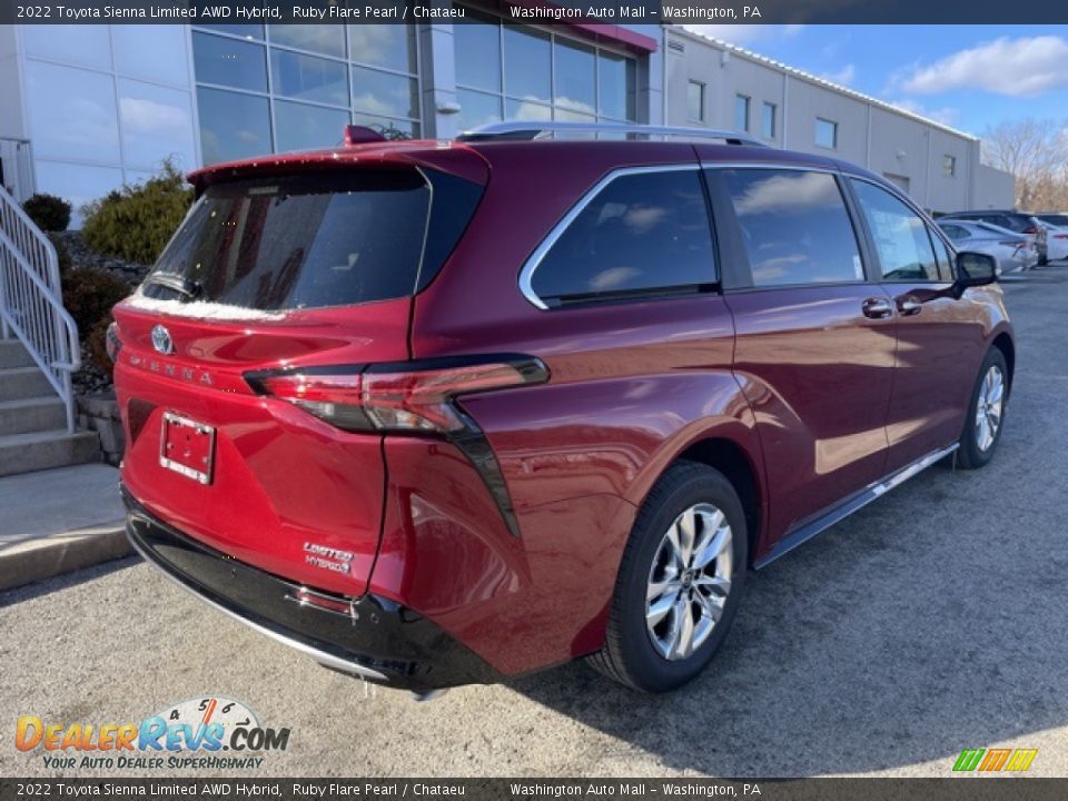 2022 Toyota Sienna Limited AWD Hybrid Ruby Flare Pearl / Chataeu Photo #9