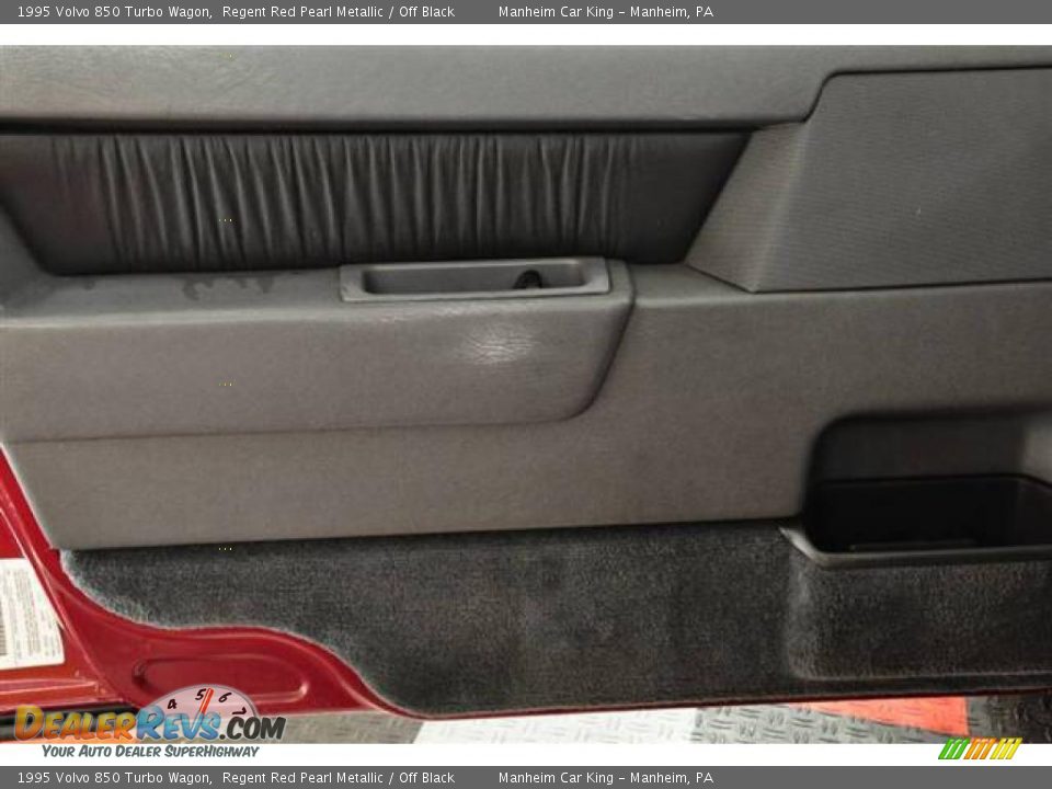1995 Volvo 850 Turbo Wagon Regent Red Pearl Metallic / Off Black Photo #15