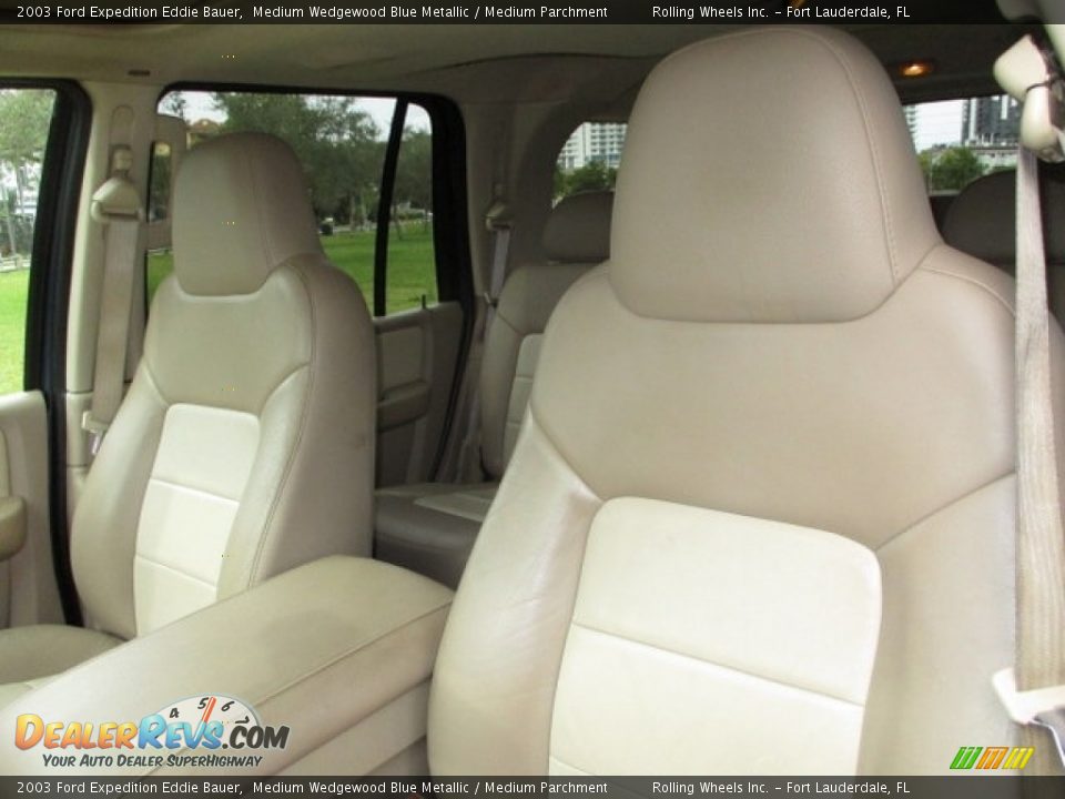 2003 Ford Expedition Eddie Bauer Medium Wedgewood Blue Metallic / Medium Parchment Photo #6