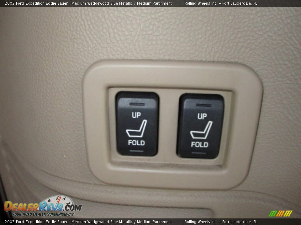 2003 Ford Expedition Eddie Bauer Medium Wedgewood Blue Metallic / Medium Parchment Photo #19