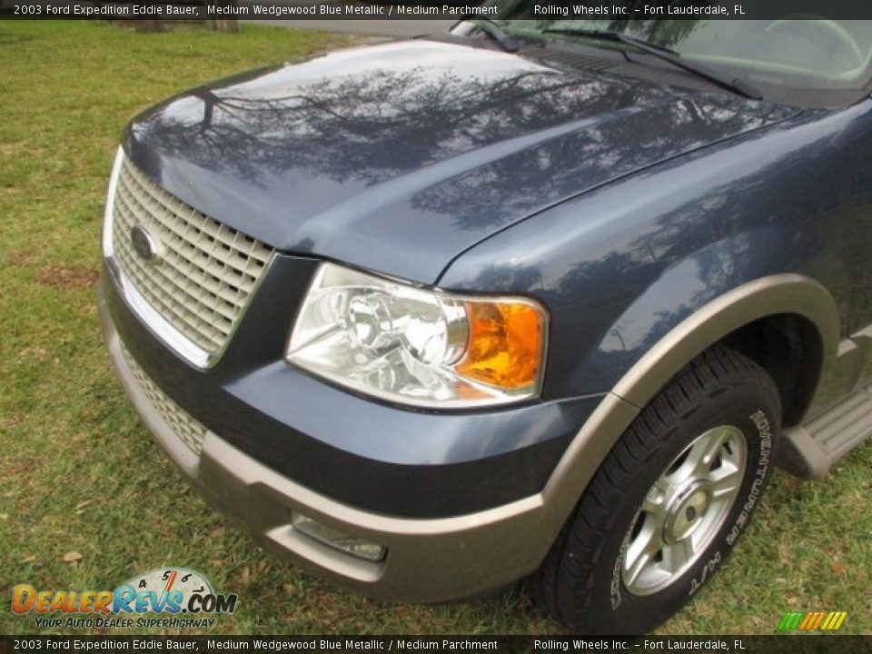 2003 Ford Expedition Eddie Bauer Medium Wedgewood Blue Metallic / Medium Parchment Photo #22