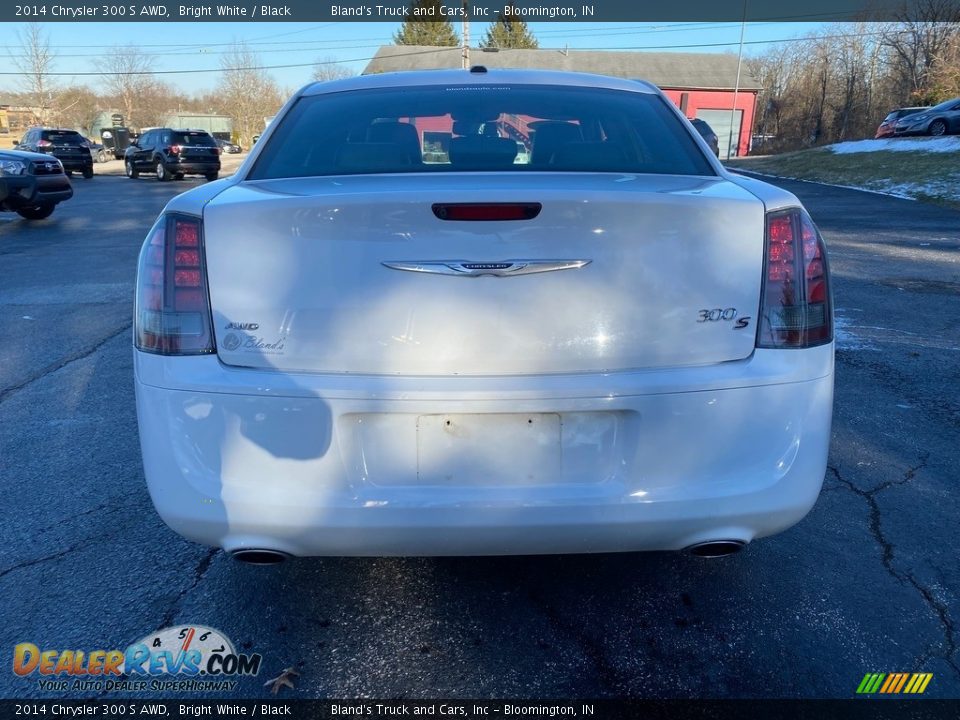 2014 Chrysler 300 S AWD Bright White / Black Photo #7