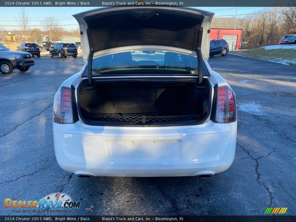 2014 Chrysler 300 S AWD Bright White / Black Photo #9