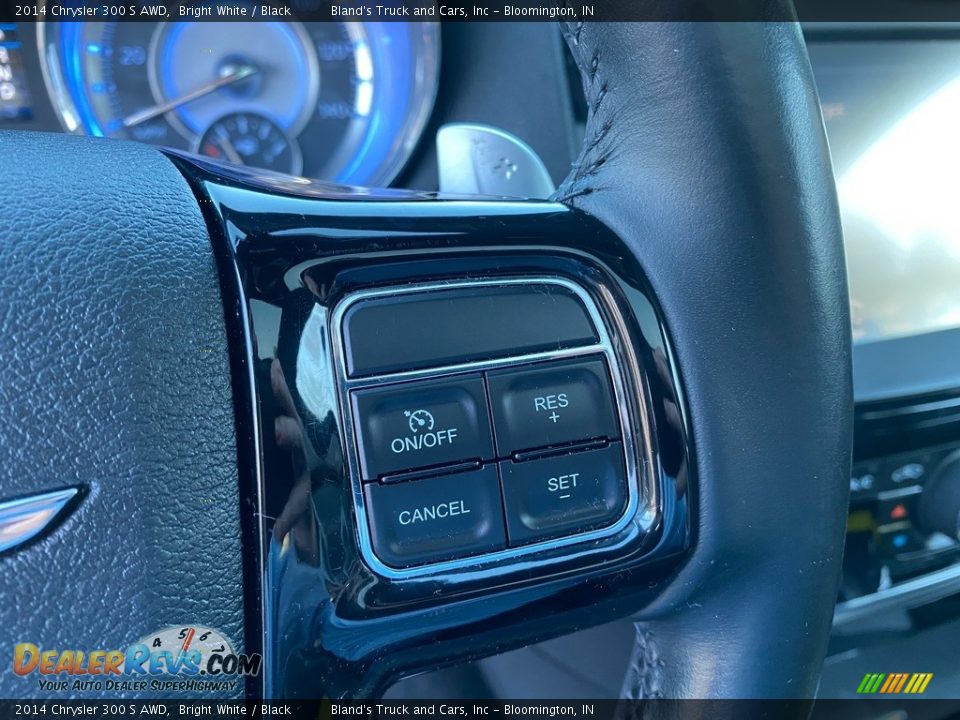 2014 Chrysler 300 S AWD Steering Wheel Photo #20