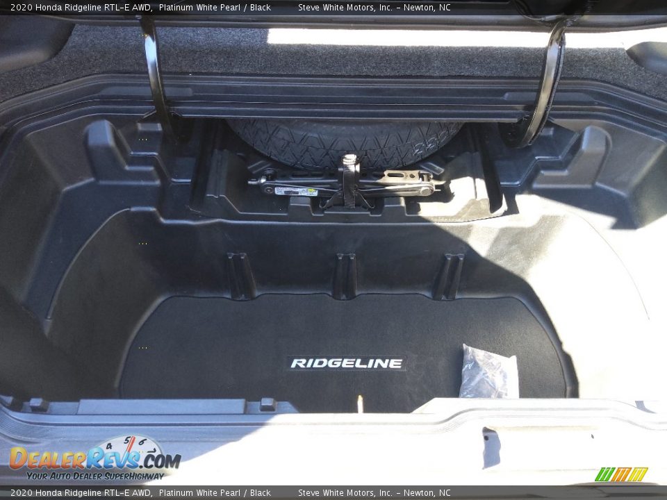 2020 Honda Ridgeline RTL-E AWD Platinum White Pearl / Black Photo #9