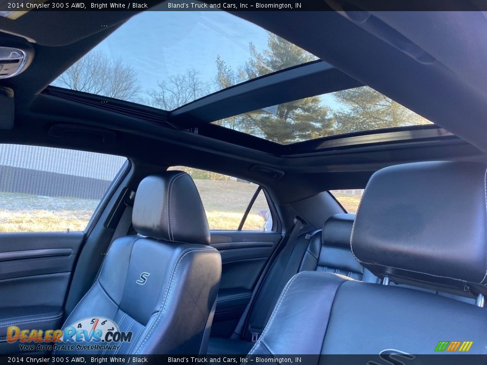 Sunroof of 2014 Chrysler 300 S AWD Photo #35