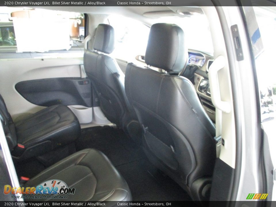 2020 Chrysler Voyager LXi Billet Silver Metallic / Alloy/Black Photo #17