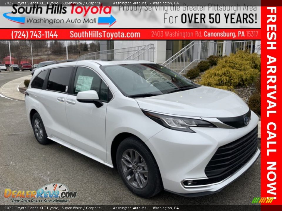 2022 Toyota Sienna XLE Hybrid Super White / Graphite Photo #1