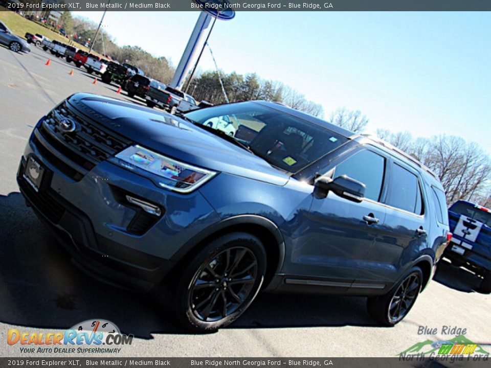 2019 Ford Explorer XLT Blue Metallic / Medium Black Photo #25