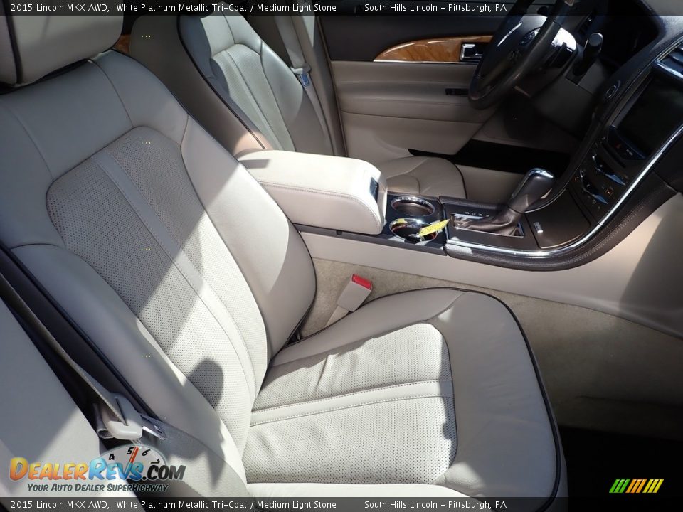 Front Seat of 2015 Lincoln MKX AWD Photo #11