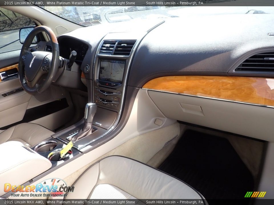 Dashboard of 2015 Lincoln MKX AWD Photo #12