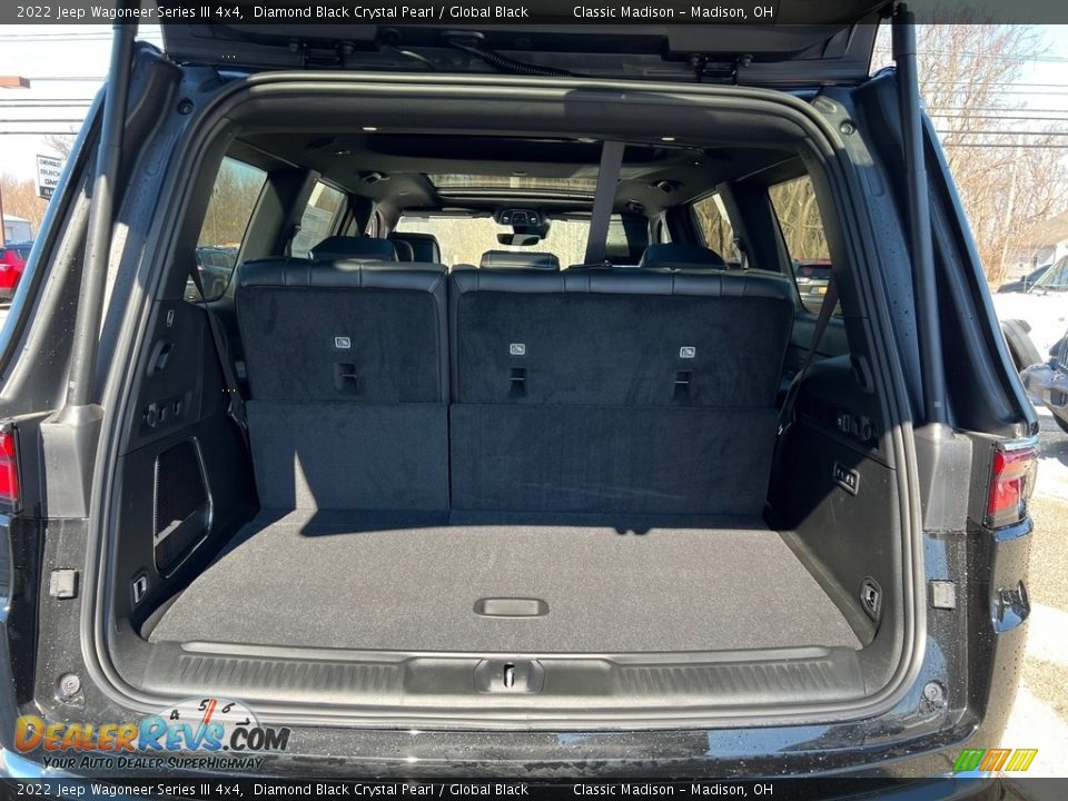 2022 Jeep Wagoneer Series III 4x4 Trunk Photo #12