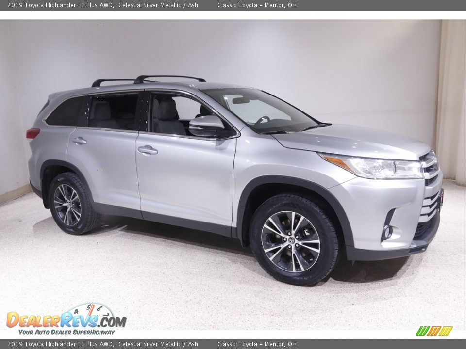2019 Toyota Highlander LE Plus AWD Celestial Silver Metallic / Ash Photo #1
