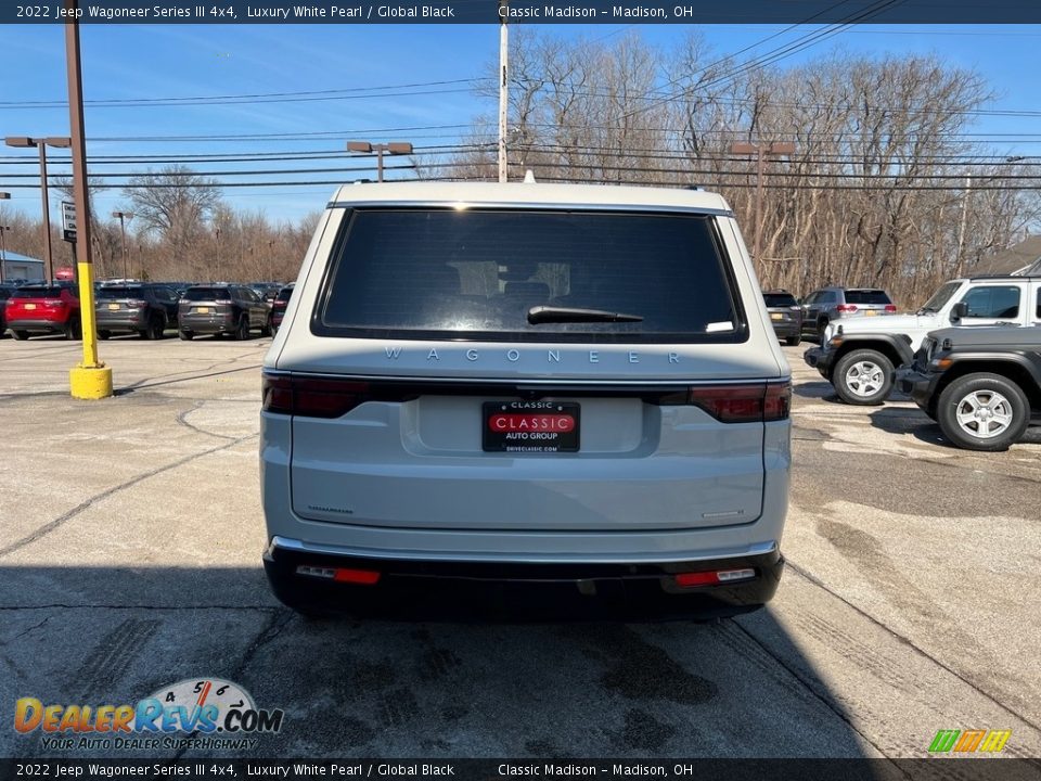 2022 Jeep Wagoneer Series III 4x4 Luxury White Pearl / Global Black Photo #5