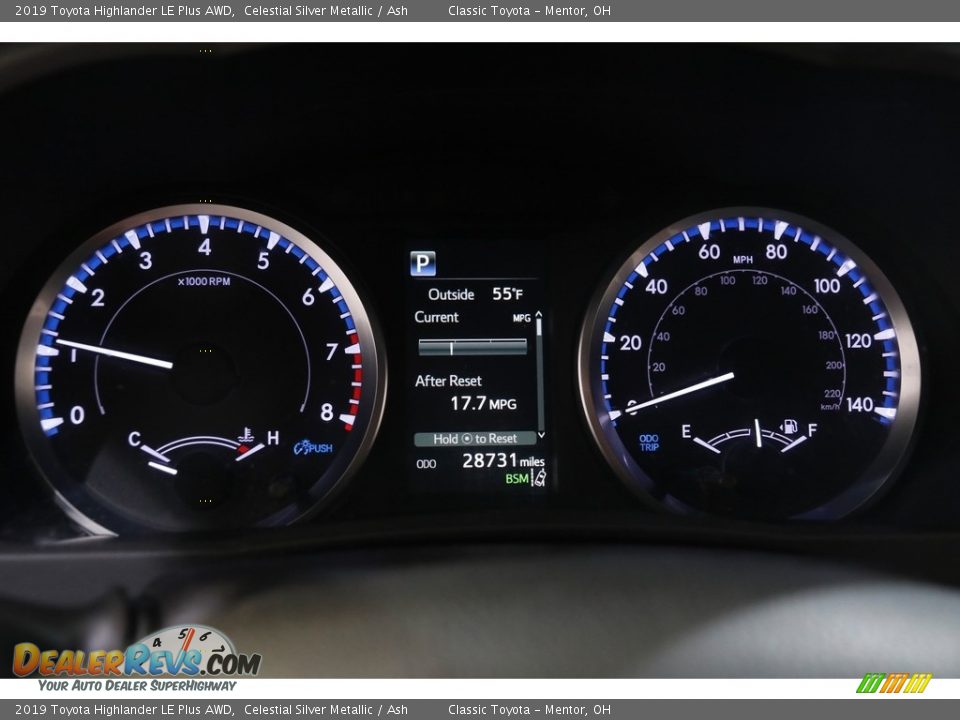 2019 Toyota Highlander LE Plus AWD Celestial Silver Metallic / Ash Photo #8
