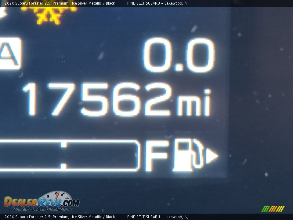 2020 Subaru Forester 2.5i Premium Ice Silver Metallic / Black Photo #3