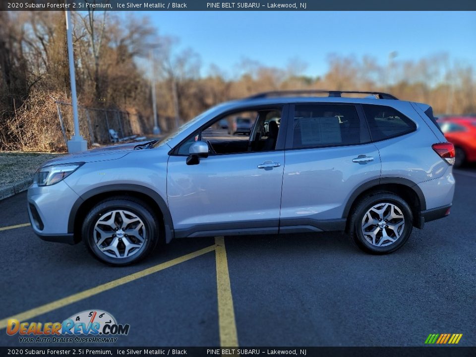 2020 Subaru Forester 2.5i Premium Ice Silver Metallic / Black Photo #17