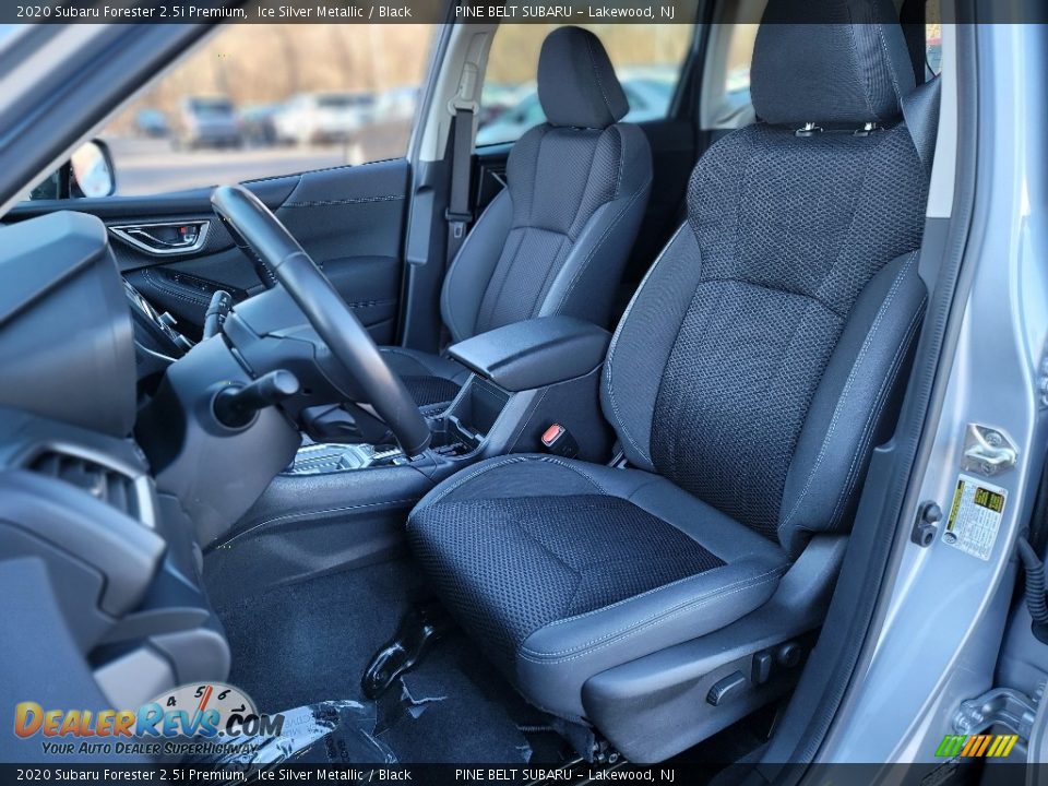2020 Subaru Forester 2.5i Premium Ice Silver Metallic / Black Photo #35