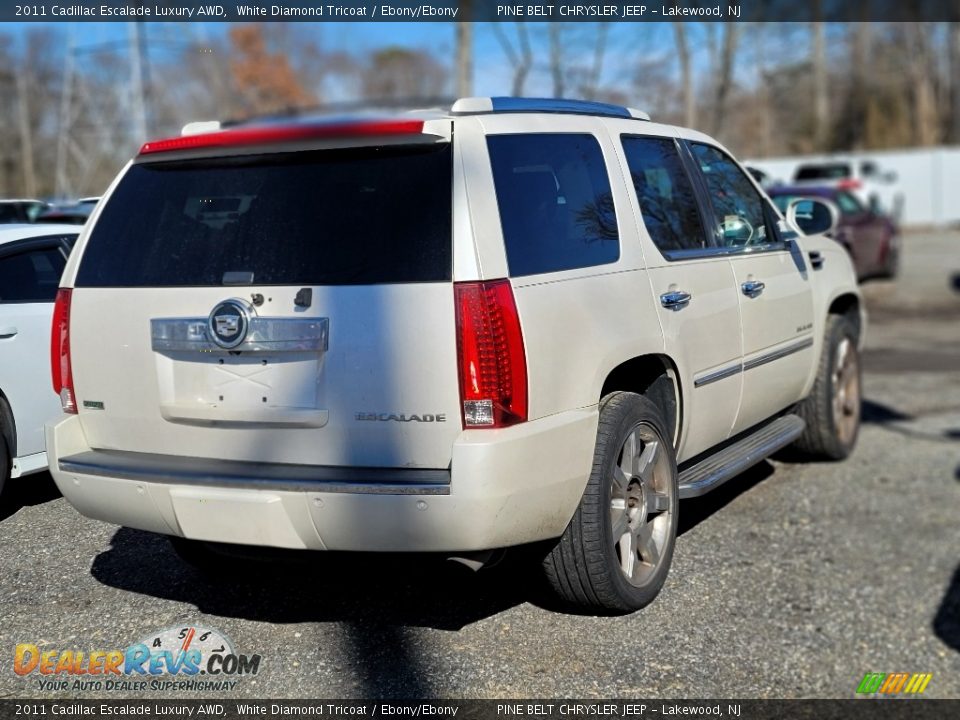 2011 Cadillac Escalade Luxury AWD White Diamond Tricoat / Ebony/Ebony Photo #3