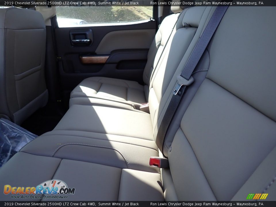 2019 Chevrolet Silverado 2500HD LTZ Crew Cab 4WD Summit White / Jet Black Photo #11