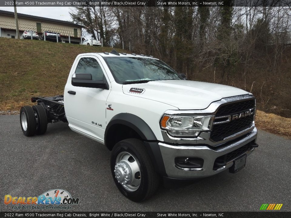 Bright White 2022 Ram 4500 Tradesman Reg Cab Chassis Photo #4