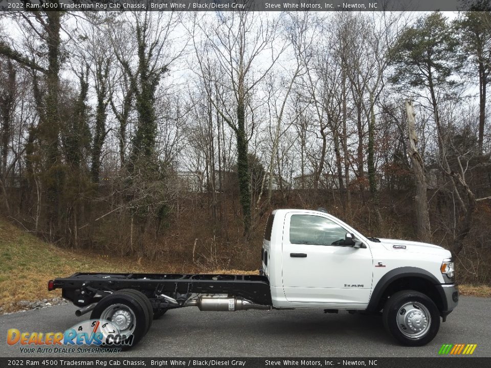 Bright White 2022 Ram 4500 Tradesman Reg Cab Chassis Photo #5