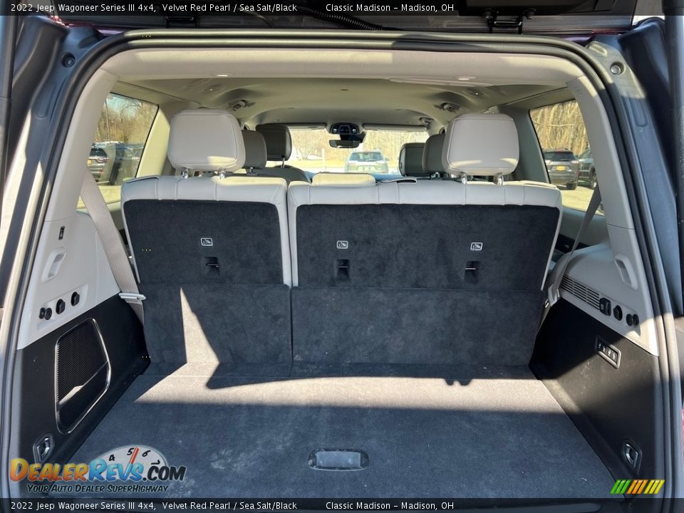 2022 Jeep Wagoneer Series III 4x4 Trunk Photo #12