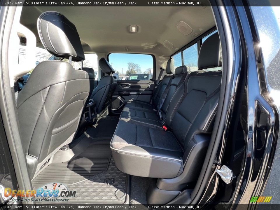 2022 Ram 1500 Laramie Crew Cab 4x4 Diamond Black Crystal Pearl / Black Photo #3