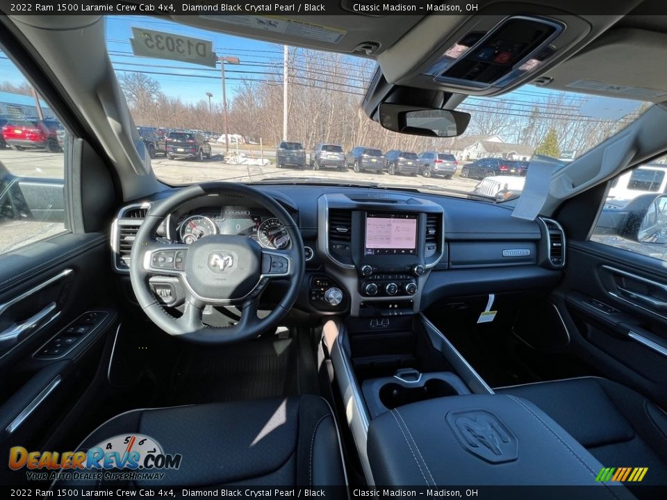 2022 Ram 1500 Laramie Crew Cab 4x4 Diamond Black Crystal Pearl / Black Photo #4