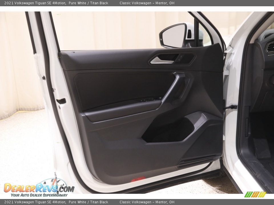 2021 Volkswagen Tiguan SE 4Motion Pure White / Titan Black Photo #4