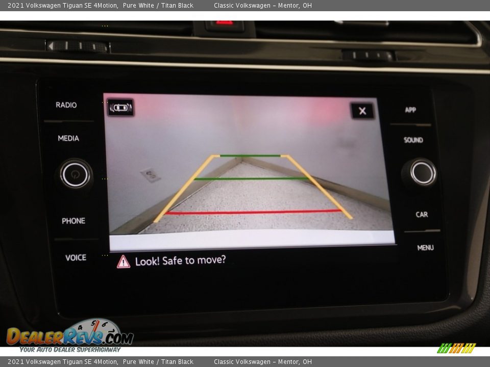 2021 Volkswagen Tiguan SE 4Motion Pure White / Titan Black Photo #12
