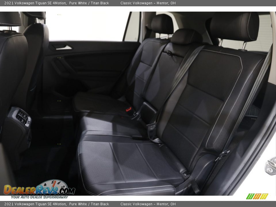 2021 Volkswagen Tiguan SE 4Motion Pure White / Titan Black Photo #17