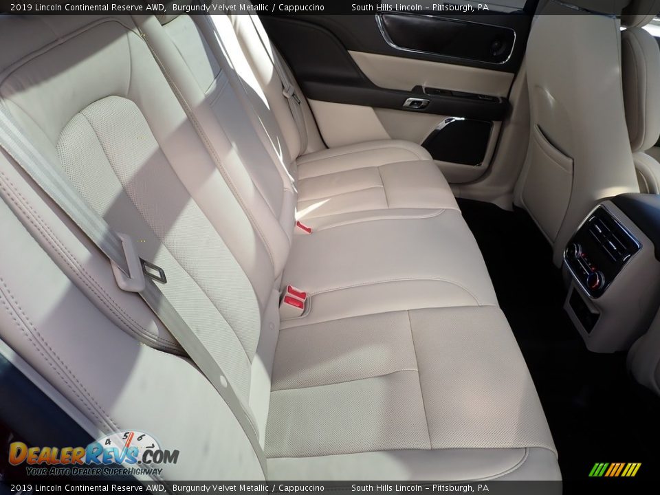 Rear Seat of 2019 Lincoln Continental Reserve AWD Photo #14