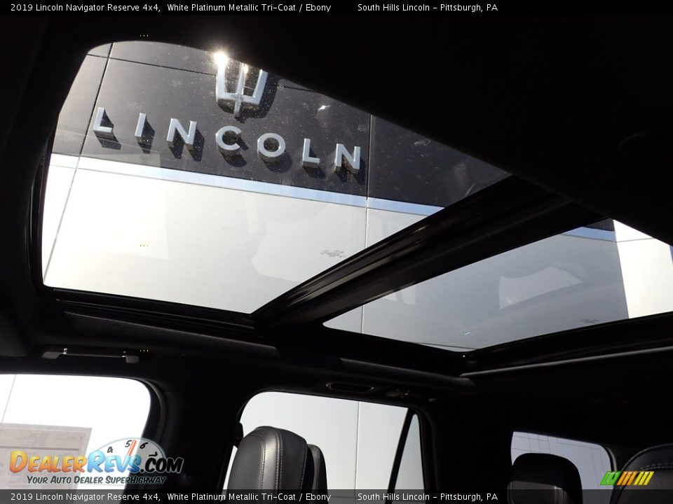 2019 Lincoln Navigator Reserve 4x4 White Platinum Metallic Tri-Coat / Ebony Photo #20