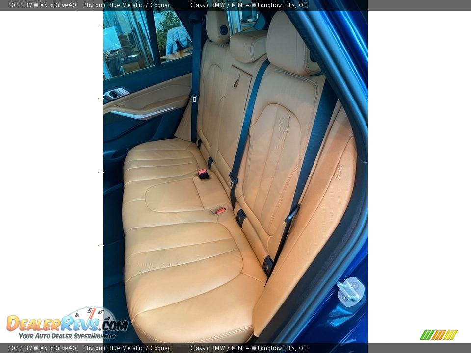 Rear Seat of 2022 BMW X5 xDrive40i Photo #5