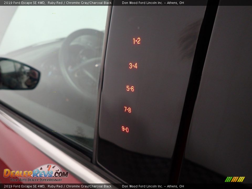 2019 Ford Escape SE 4WD Ruby Red / Chromite Gray/Charcoal Black Photo #20