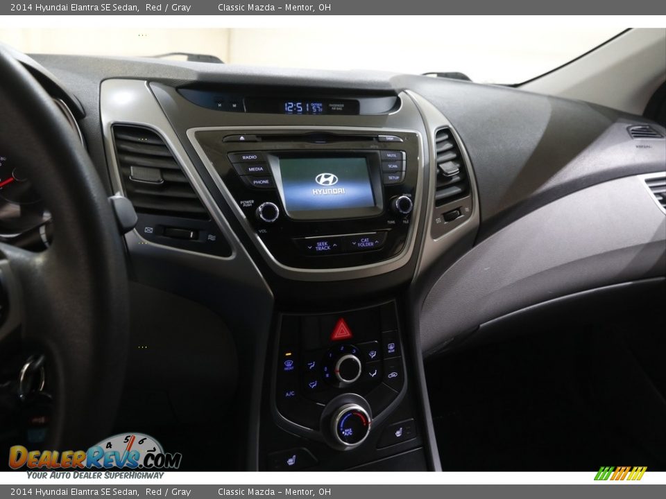 2014 Hyundai Elantra SE Sedan Red / Gray Photo #8