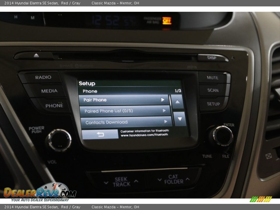 2014 Hyundai Elantra SE Sedan Red / Gray Photo #11