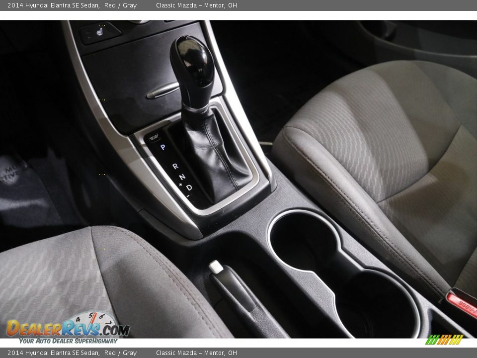 2014 Hyundai Elantra SE Sedan Red / Gray Photo #12