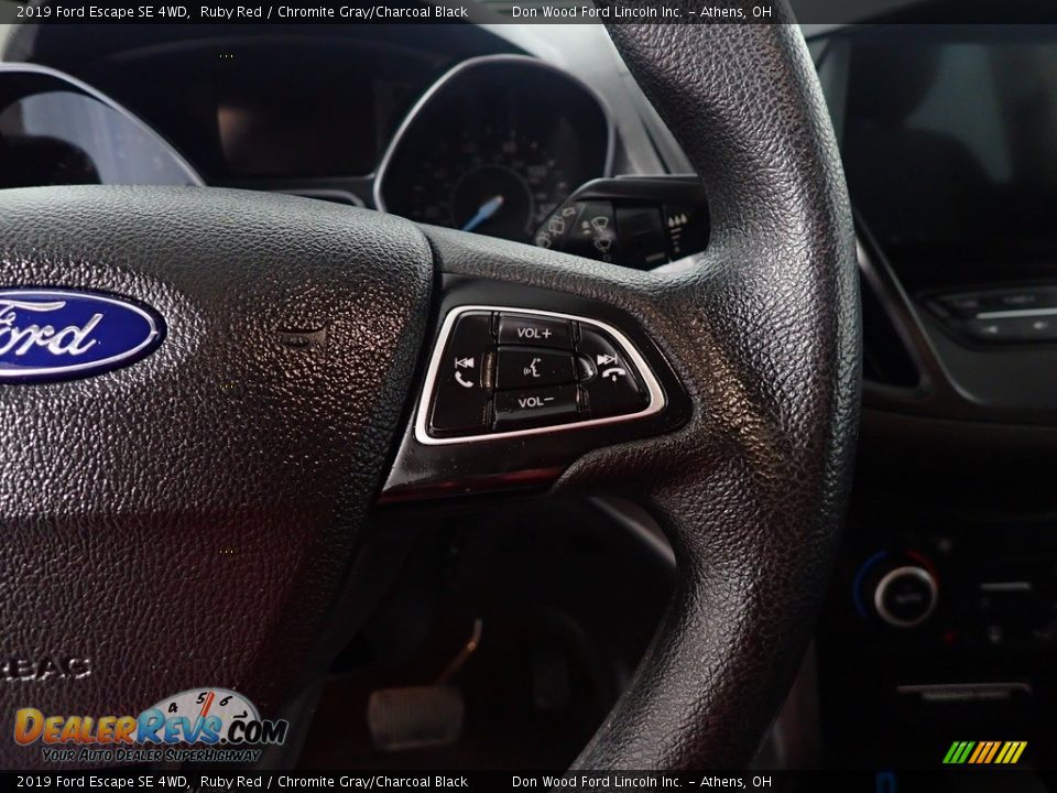 2019 Ford Escape SE 4WD Ruby Red / Chromite Gray/Charcoal Black Photo #31