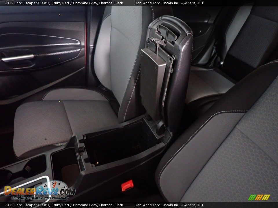 2019 Ford Escape SE 4WD Ruby Red / Chromite Gray/Charcoal Black Photo #34