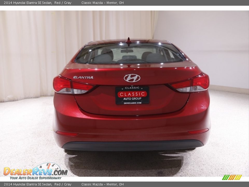 2014 Hyundai Elantra SE Sedan Red / Gray Photo #17