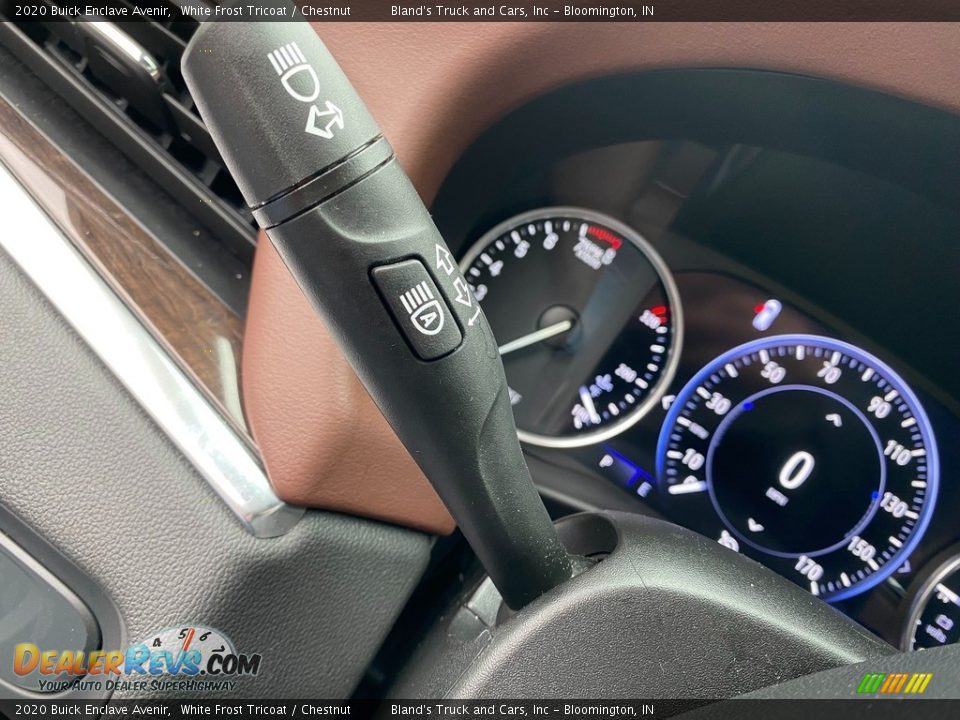 Controls of 2020 Buick Enclave Avenir Photo #22