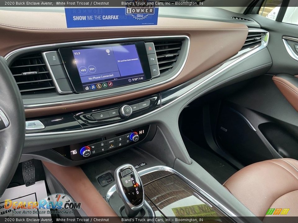 2020 Buick Enclave Avenir White Frost Tricoat / Chestnut Photo #25