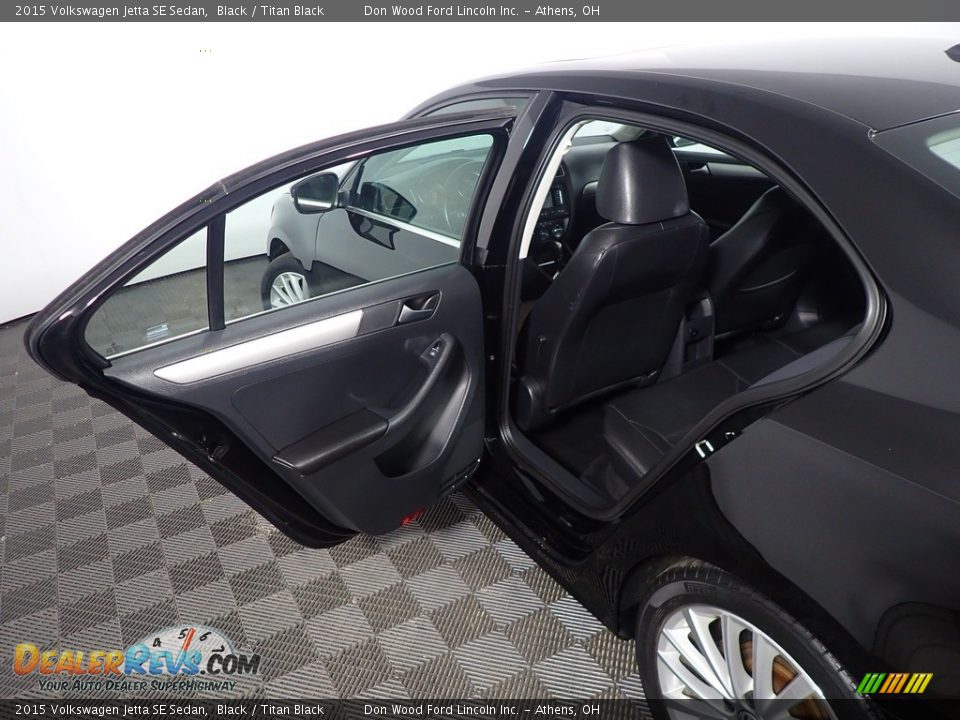 2015 Volkswagen Jetta SE Sedan Black / Titan Black Photo #36