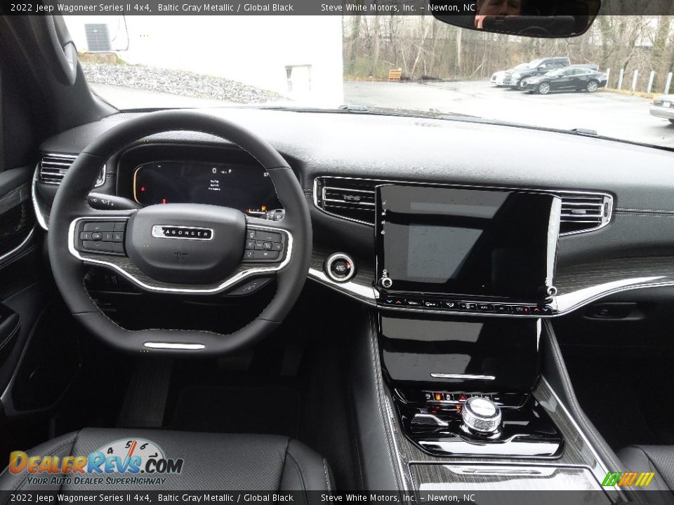 Dashboard of 2022 Jeep Wagoneer Series II 4x4 Photo #22