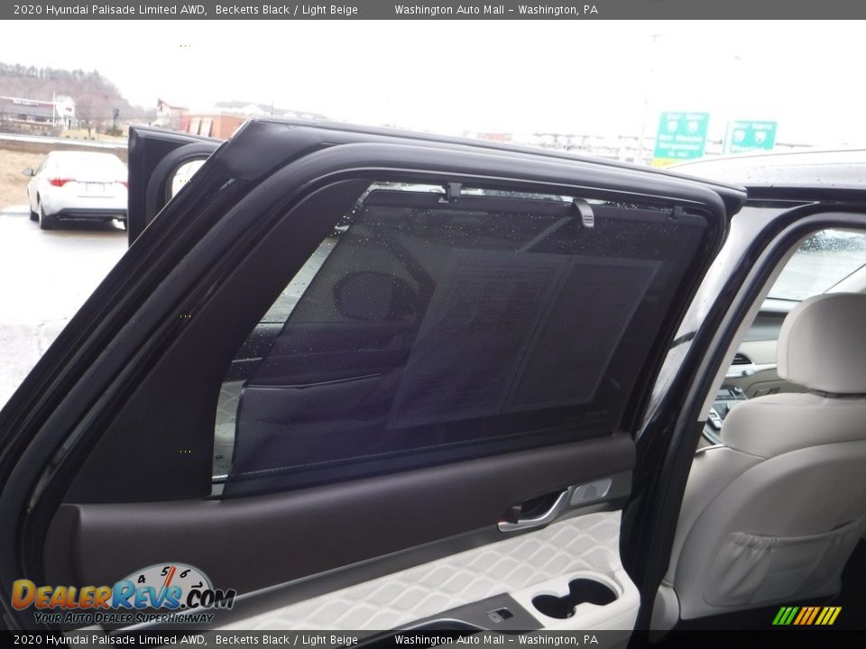 2020 Hyundai Palisade Limited AWD Becketts Black / Light Beige Photo #31