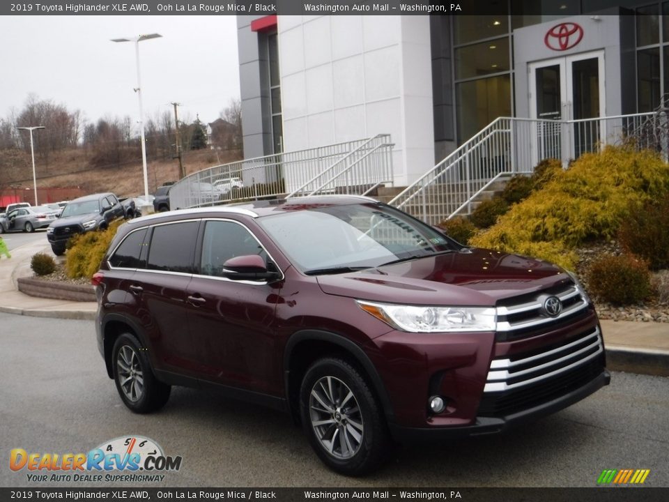 2019 Toyota Highlander XLE AWD Ooh La La Rouge Mica / Black Photo #1