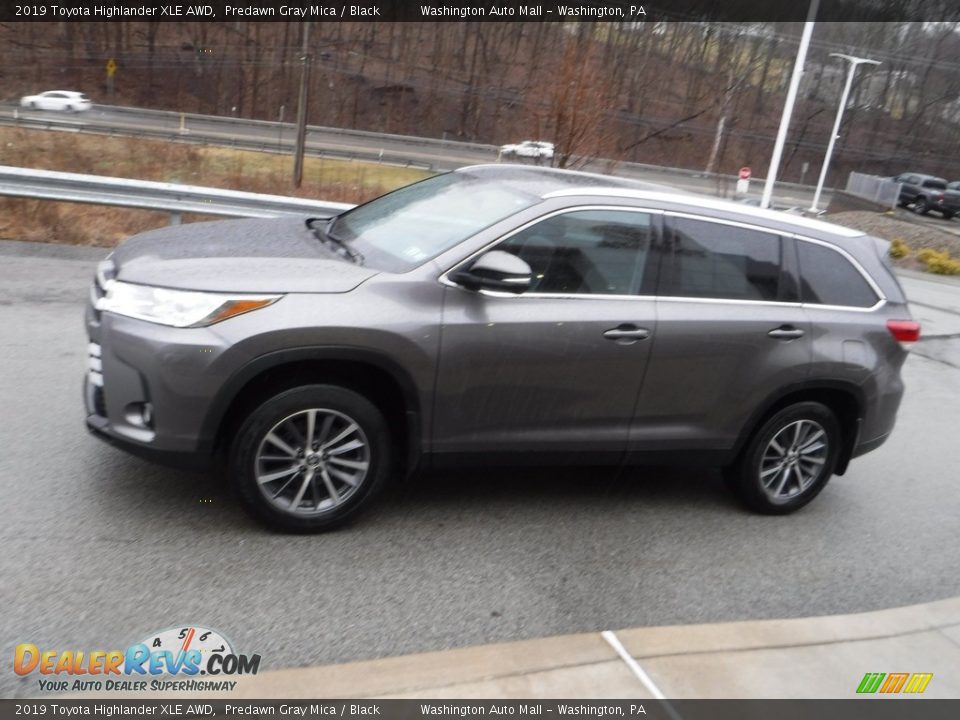 2019 Toyota Highlander XLE AWD Predawn Gray Mica / Black Photo #11